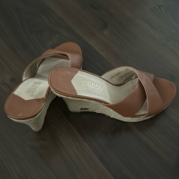 Michael Kors Wedge Heels - Picture 2 of 10